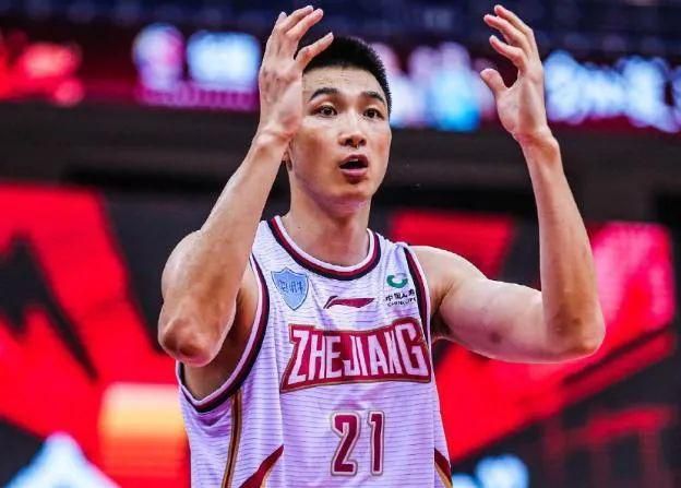 自《迷失之城》确认引进的信息公布以来，无数网友期待值拉满，纷纷表示“久违的无厘头冒险喜剧”，“这个阵容不能拒绝”，“上映了必须去看”